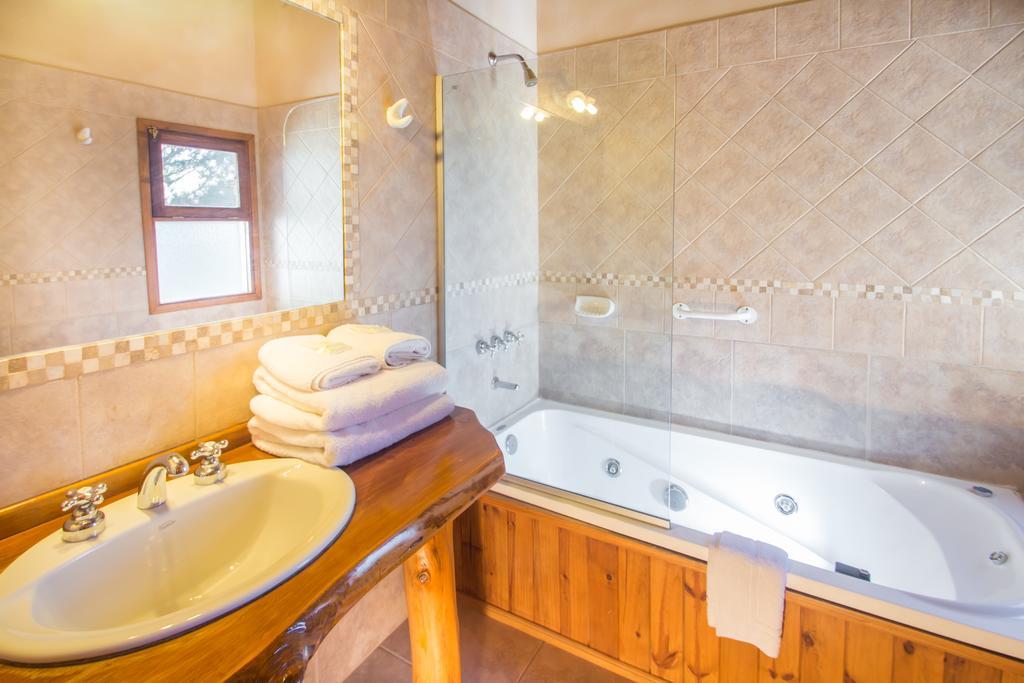 Chalet Suisse Posada & Spa - Adults Only Вила Генерал Белграно Стая снимка